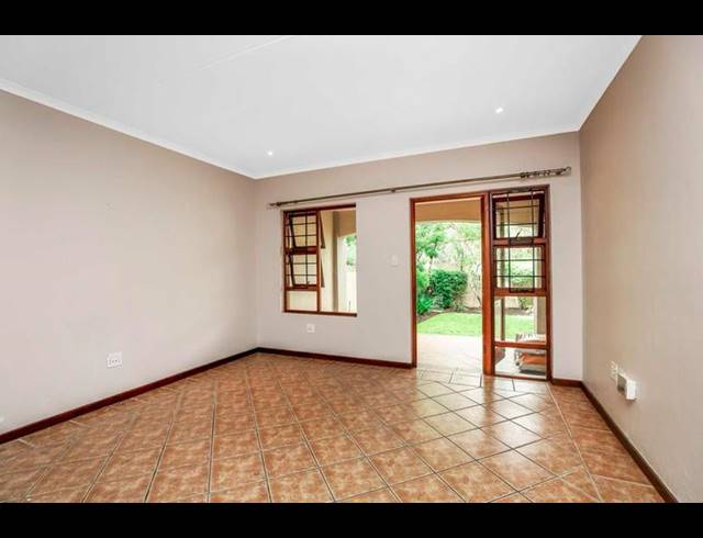 2 BEDROOM PROPERTY TO RENT IN BRYANSTON
